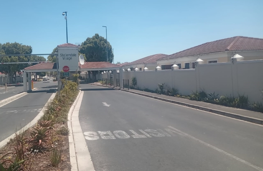 3 Bedroom Property for Sale in Stellendale Western Cape